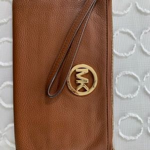 Michael Kors wristlet